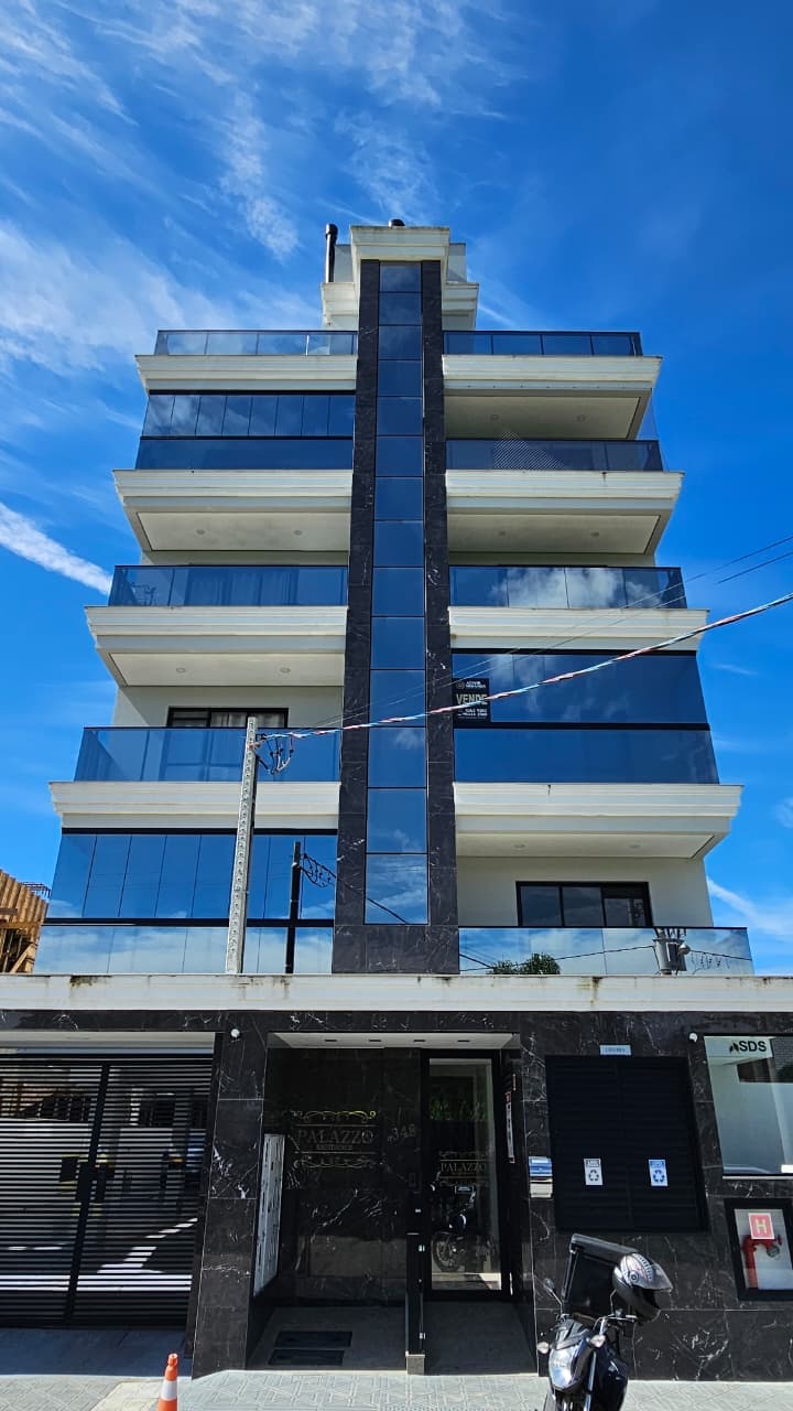 Apartamento em Governador Celso Ramos